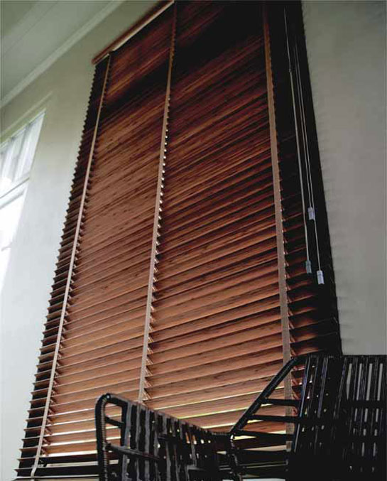 Caracteristici Wooden blinds 50mm, belt ladder