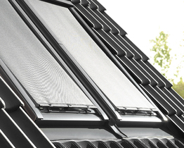 Copertină exterioară manuală RoofLITE+ MUA