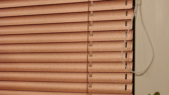 
										Jaluzele din aluminiu 25 mm
																						