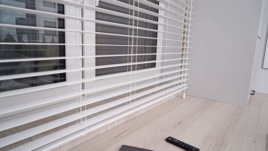 
										Jaluzele din lemn artificial PVC
																						